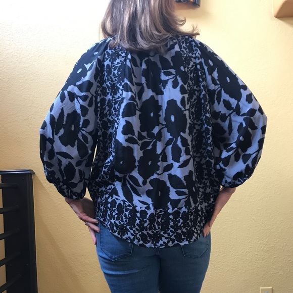 Silk blouse - Picture 1 of 3